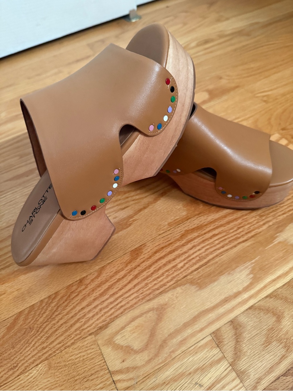 Charlotte Stone Tan Leather Platform clogs with Multicolor Studs